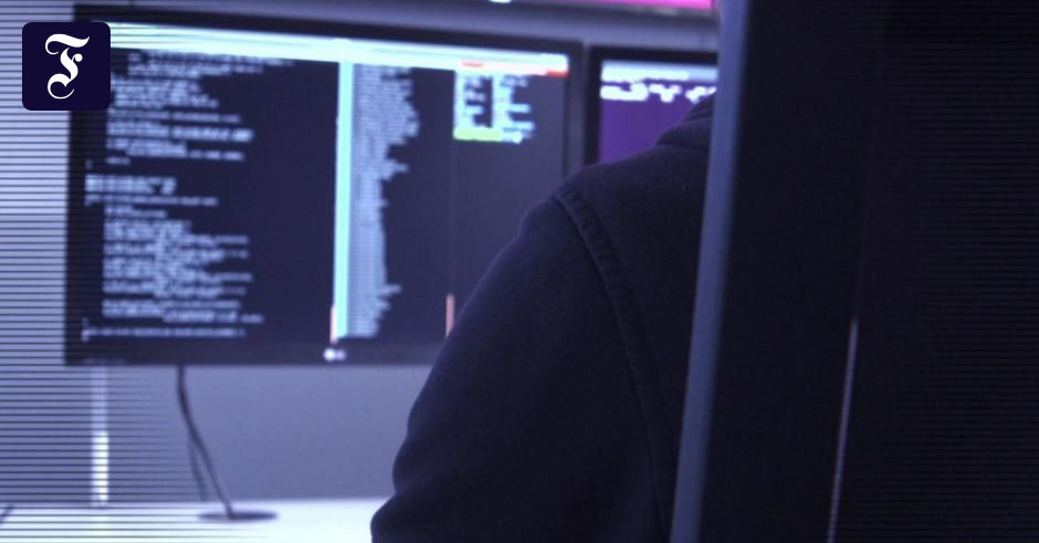 Cyberabwehr des BND: Hacken fürs Vaterland Hacker, IT-Spezialisten ...