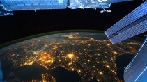 Nasa-Fotos: Vom Himmel, hell und klar - Gesellschaft - FAZ