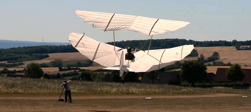Luftaufnahme: Historische Anleihen inklusive Fotograf sind erwünscht