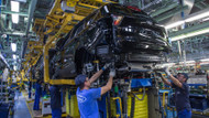 Vor fünf Jahren hatte Ford den Standort Valencia schon einmal gestärkt. Damals flossen 750 Millionen Euro in die Fertigung des Modells Kuga. Vor fünf Jahren hatte Ford den Standort Valencia schon einmal gestärkt. Damals flossen 750 Millionen Euro in die Fertigung des Modells Kuga.