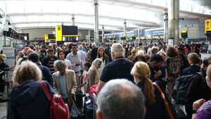 Heathrow begrenzt tägliche Passagierzahl auf 100.000