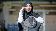 Gläubige Geschäftsfrau: Latifa Dadi hat das Modelabel Hijabi gegründet. Früher, sagt sie, seien Frauen für das Tragen des Kopftuchs verurteilt worden, heute gelte man damit als Trendsetter. Gläubige Geschäftsfrau: Latifa Dadi hat das Modelabel Hijabi gegründet. Früher, sagt sie, seien Frauen für das Tragen des Kopftuchs verurteilt worden, heute gelte man damit als Trendsetter.