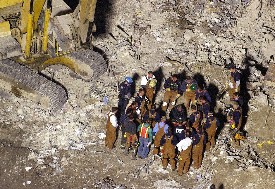 Bild zu Die Helfer der Aufräumarbeiten des Attentats am 11. September