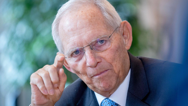 Schäuble drängt auf Impfempfehlung für Kinder ab zwölf Jahren