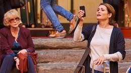 La Dolce Vita, allerdings ohne Handyempfang: Christine Schorn und Anja Kling.