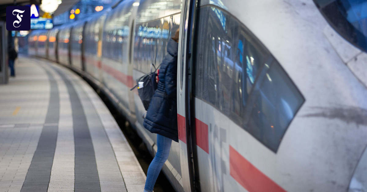 Deutsche Bahn: ICE and IC trains arrive at their destination more ...