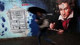 Herunter vom Feldherrnhügel