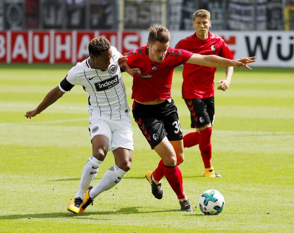 Bilderstrecke zu Eintracht Frankfurt und SC Freiburg trennen sich beim Bundesligaauftakt Bilderstrecke zu Eintracht Frankfurt und SC Freiburg trennen sich beim Bundesligaauftakt
