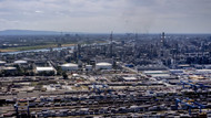 Gedeckelt: Auch für BASF in Ludwigshafen gibt es maximal 50 Millionen Euro Zuschuss vom Staat. Gedeckelt: Auch für BASF in Ludwigshafen gibt es maximal 50 Millionen Euro Zuschuss vom Staat.