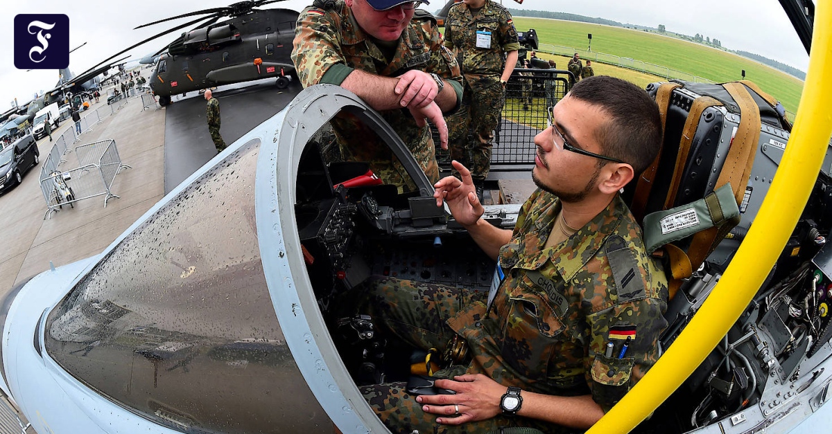 Jeder dritte Deutsche für Wiedereinführung der Wehrpflicht