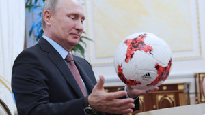 Was nun, Russland? Was nun, Russland?