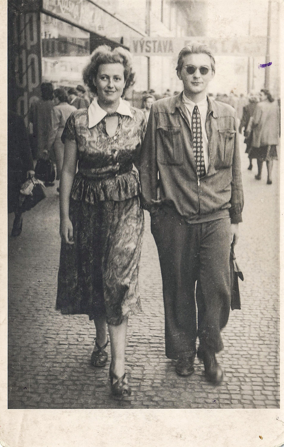 Bilderstrecke zu Egon Bondys Erinnerungen So viel Leid, so viel