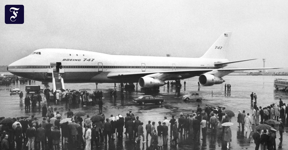 Geschichte der Boeing Ein Jumbo zum Fliegen und Knuddeln