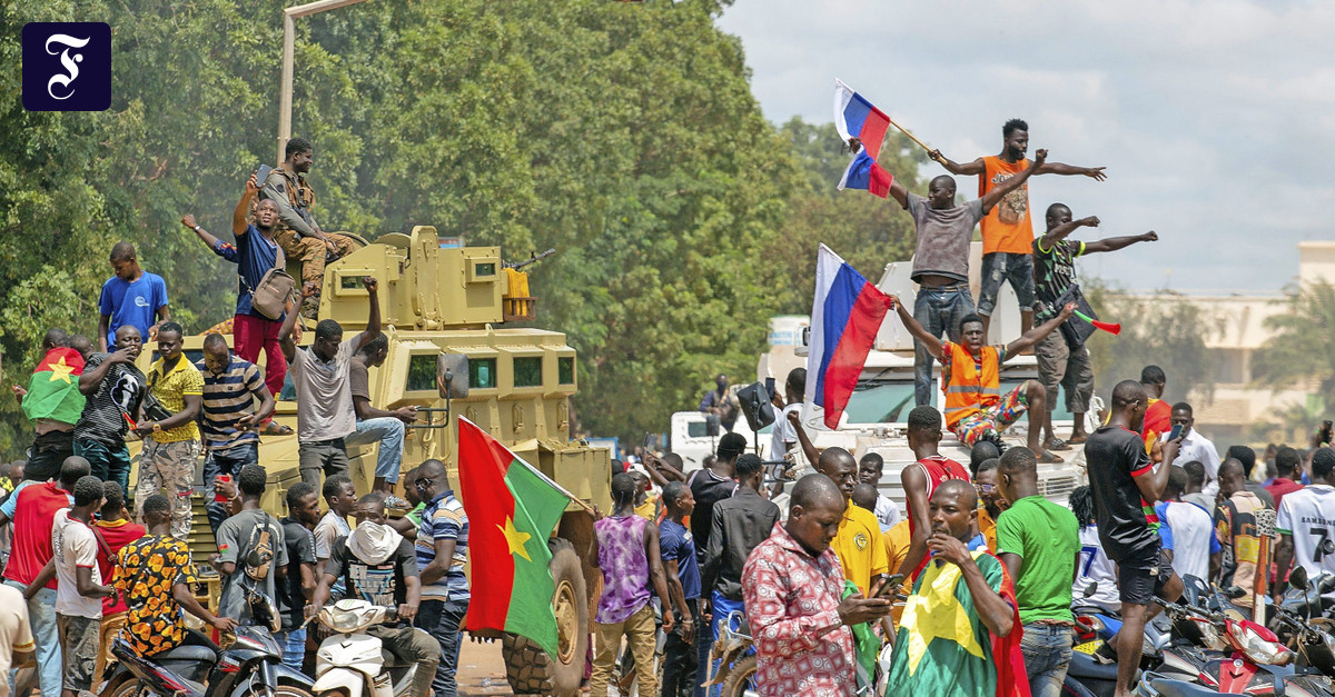 Krise im Sahel Putsch stürzt Burkina Faso ins Chaos