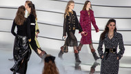 Die Designerin Virginie Viard entwarf für die Präsentation ihrer Herbst-/Winter-Kollektion 2020/21 Kleider mit Taschen. Die Designerin Virginie Viard entwarf für die Präsentation ihrer Herbst-/Winter-Kollektion 2020/21 Kleider mit Taschen.