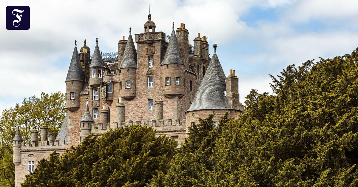 Earl for a few hours Earl for a few hours