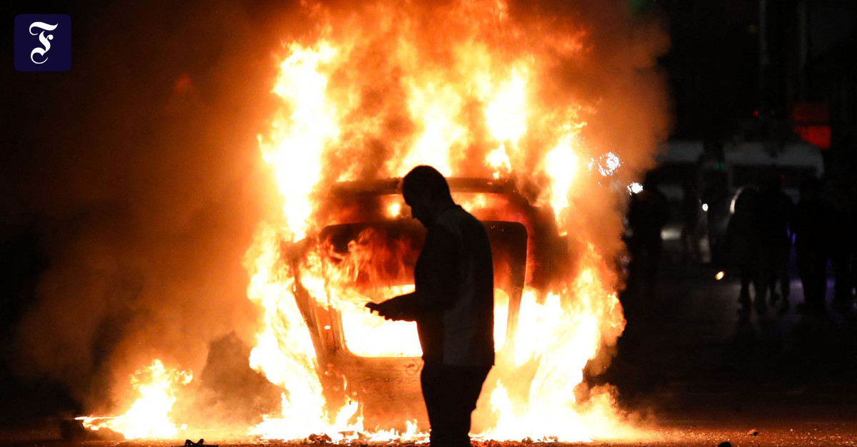 Unruhen in Nordirland: Die zweite Nacht mit „rassistischen Schlägereien“