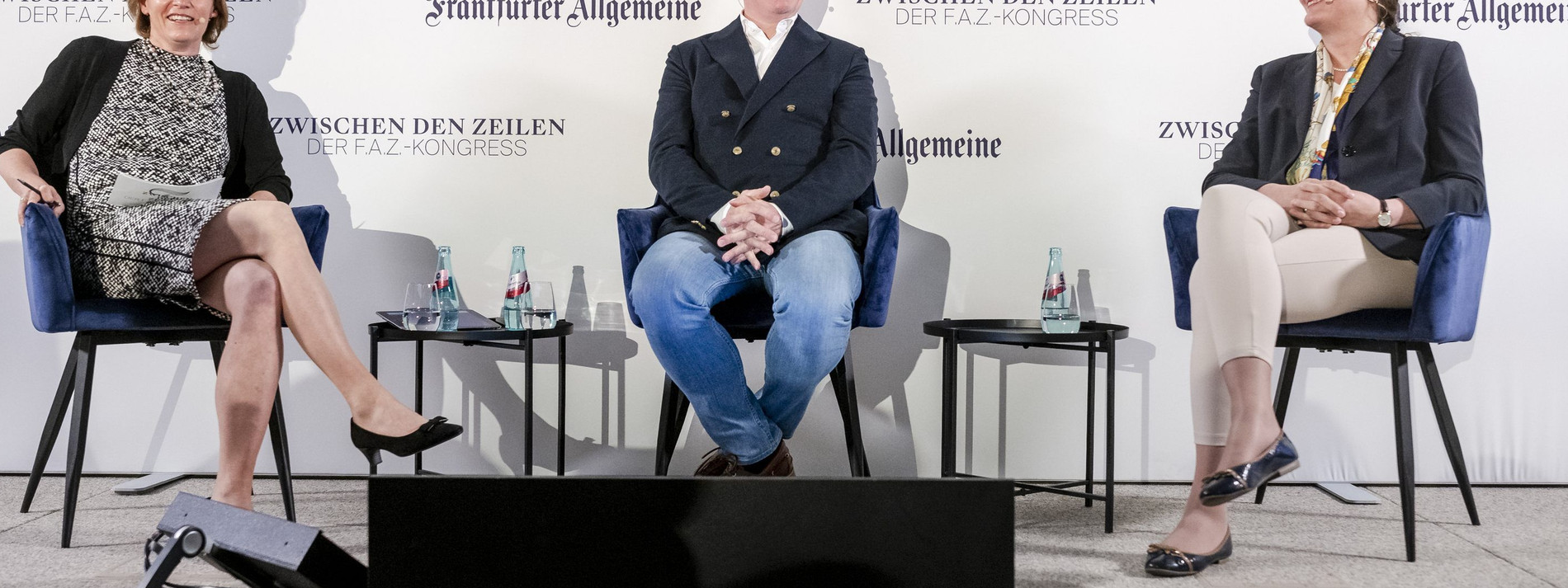 Frauen und Männer passen nicht zusammen Frauen und Männer passen nicht zusammen