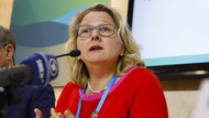 Bundesumweltministerin Svenja Schulze in Madrid