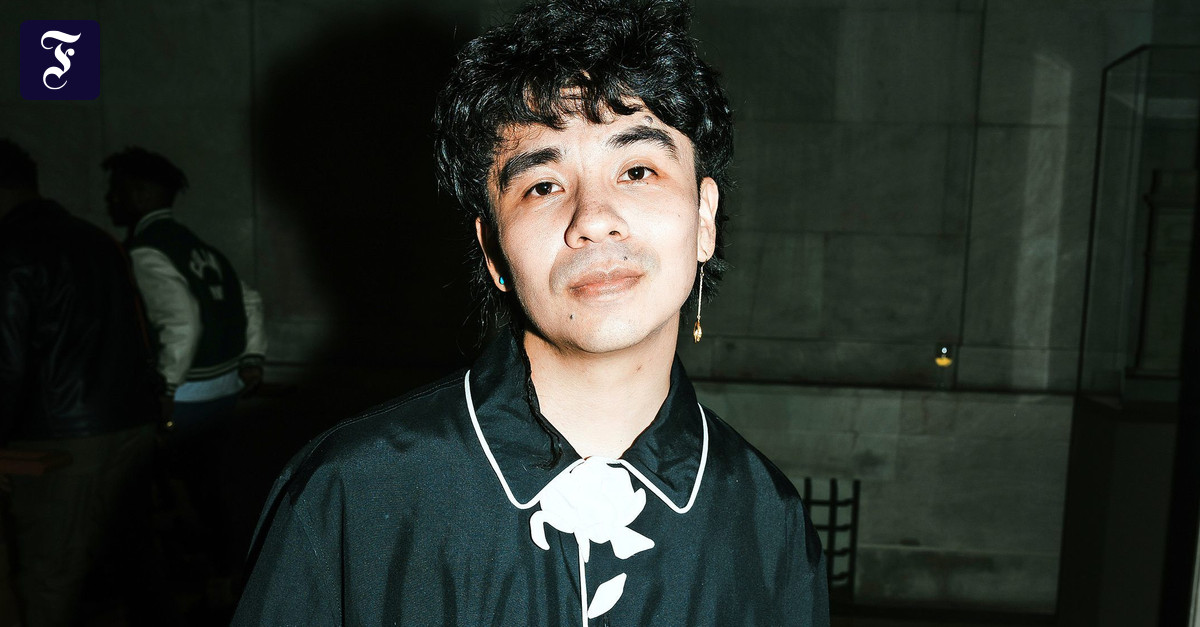 -Der-Kaiser-der-Freude-Ocean-Voungs-neuer-Roman-ber-das-Leben-von-Gefl-chteten-aller-Generationen-in-den-USA