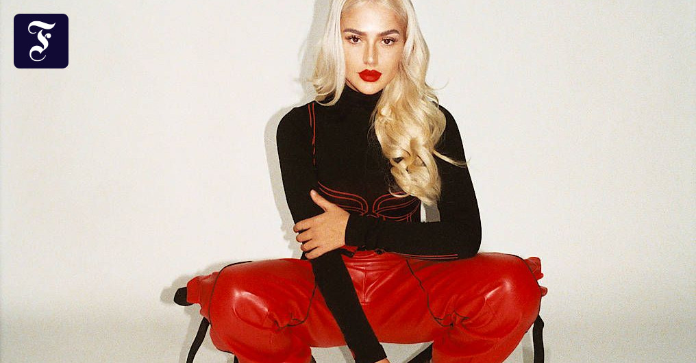 Deutsch-Rap: Loredana mit weiteren Rapperinnen im Shooting