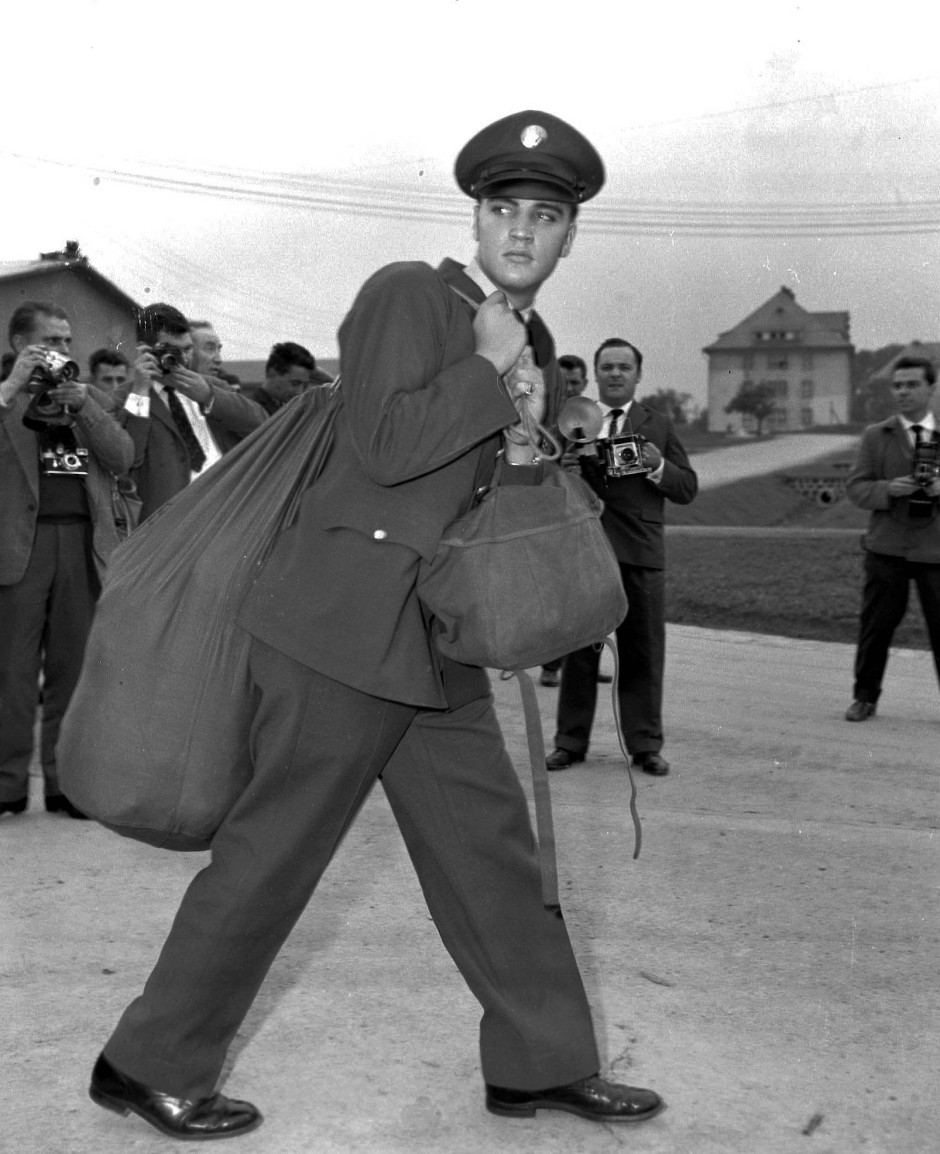 Bilderstrecke zu Elvis Presley Bad Nauheim feiert 40. Todestag des Kings Bild 2 von 6 FAZ Bilderstrecke zu Elvis Presley Bad Nauheim feiert 40. Todestag des Kings Bild 2 von 6 FAZ