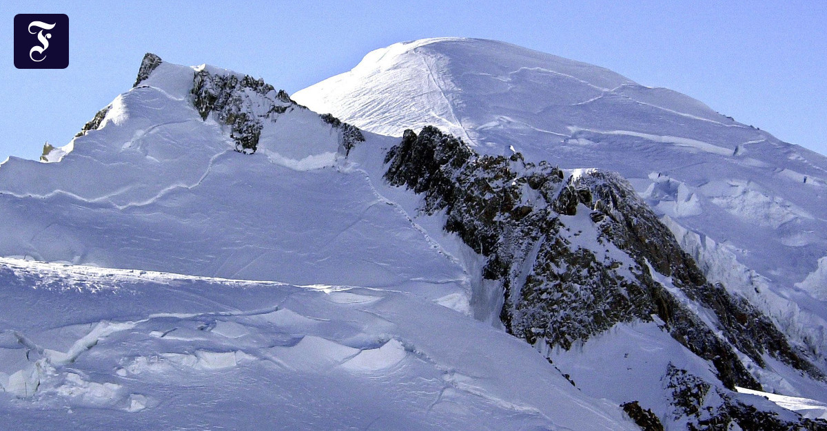 モンブランで登山家4人死亡