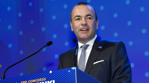 Der CSU-Politiker Manfred Weber ist zum Spitzenkandidaten der konservativen EVP für die Europawahlen gewählt worden.