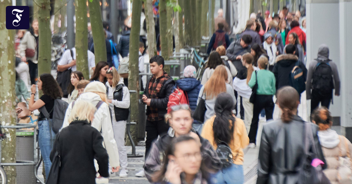Frankfurt: Polizei nimmt Jugendliche nach Überfällen auf der Zeil fest