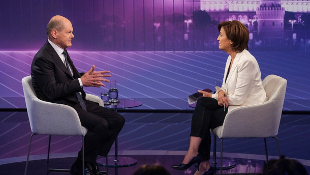 Thematisches Stöckchen-Springen mit dem Bundeskanzler Thematisches Stöckchen-Springen mit dem Bundeskanzler