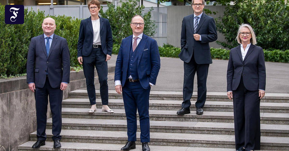 Die fünf Wirtschaftsweisen Der nützliche Rat