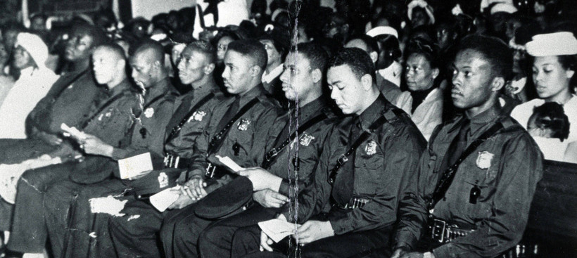 Die erste Einheit farbiger Polizisten stellte das Atlanta Police Department im Jahr 1948 ein.