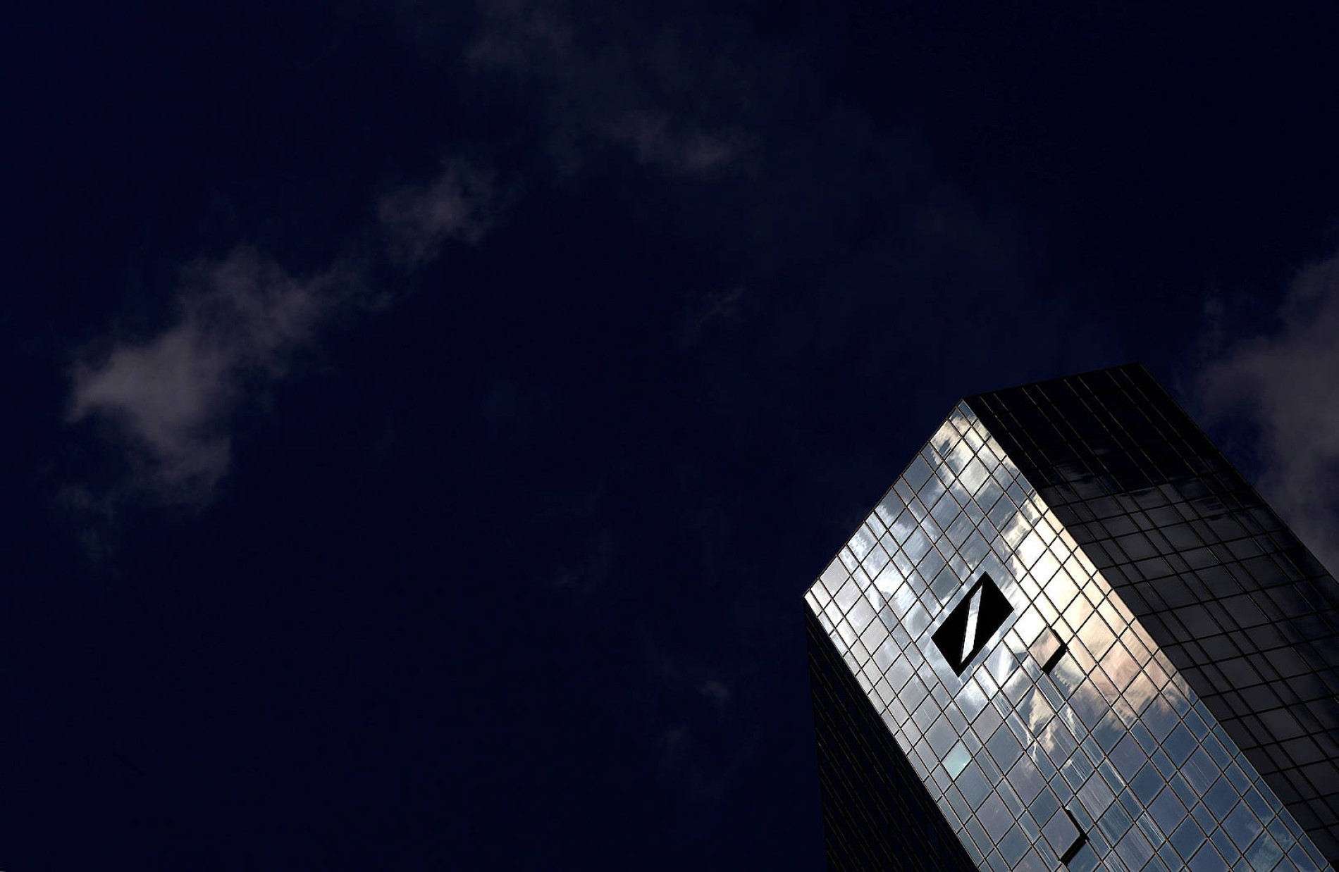 1mdb Skandal Deutsche Bank Ruckt In Den Fokus Der Us Justiz