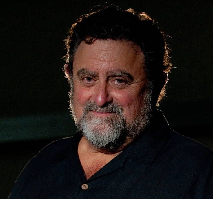 James fallon психопат. фэллон психопат. джим фэллон нейрофизиолог. The psychopath inside: a neuroscientist's personal journey into the dark side of the brain. James fallon психопат внутри.