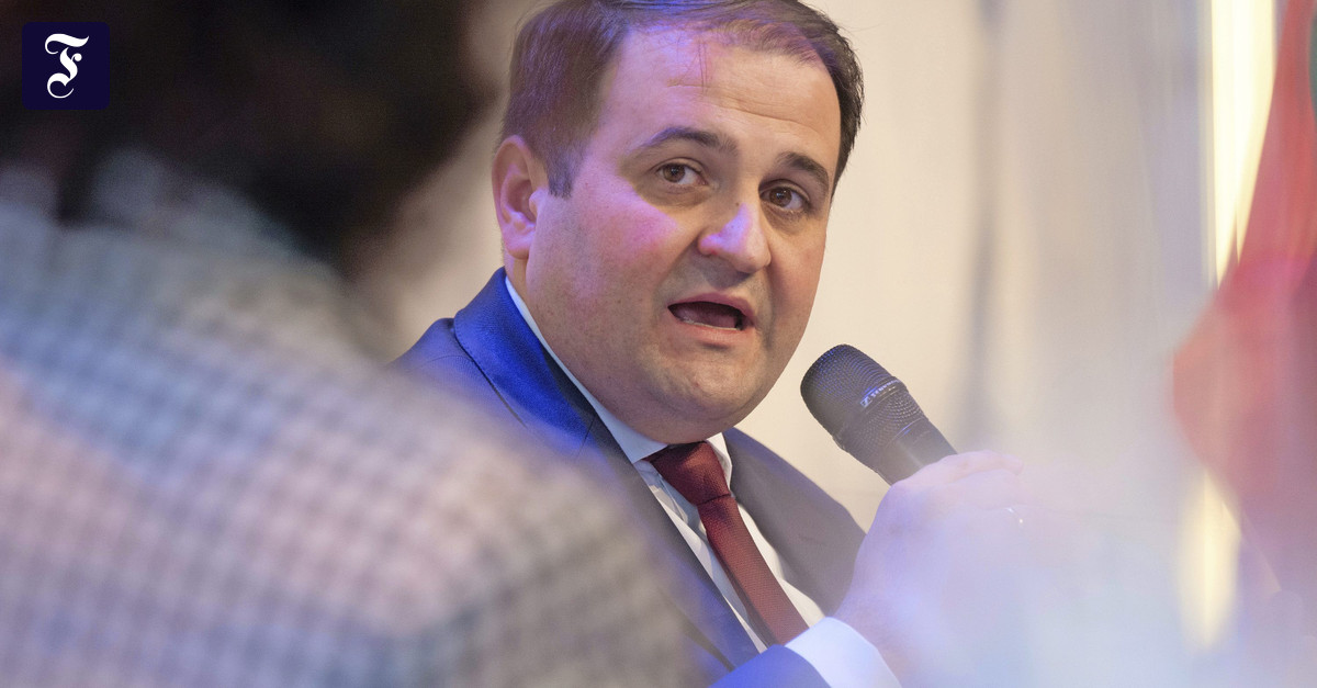 NRW-Minister Liminski: Neuer Staatsvertrag über digitale Medien sichert die Freiheit