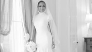 Jennifer Lopez heiratete in einem Kleid von Ralph Lauren, in zahlreichen Stunden per Handarbeit entstanden. Jennifer Lopez heiratete in einem Kleid von Ralph Lauren, in zahlreichen Stunden per Handarbeit entstanden.