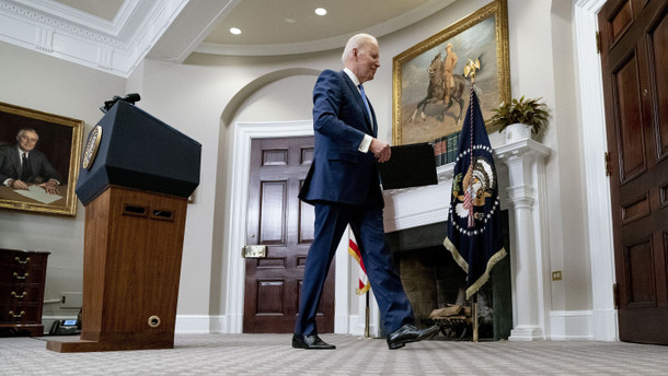 Biden bittet US-Kongress um weitere 33 Milliarden Dollar Biden bittet US-Kongress um weitere 33 Milliarden Dollar