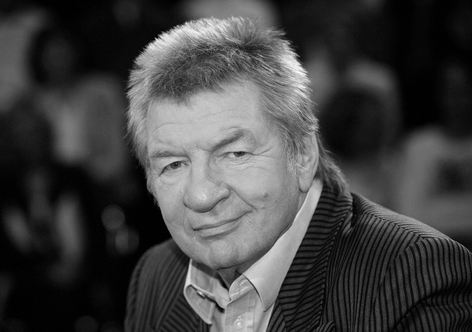 Bild zu Immer vielfarbig Der Kabarettist Werner Schneyder ist