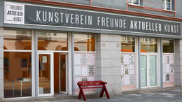 Mehr als 100 rechte Angriffe auf den Kunstbetrieb