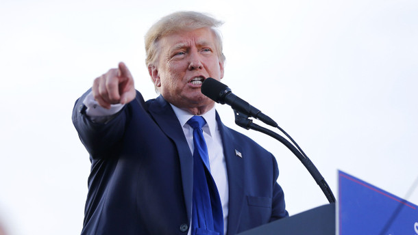 Trump muss in Rechtsstreit 110.000 Dollar Strafe zahlen Trump muss in Rechtsstreit 110.000 Dollar Strafe zahlen