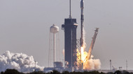 Raketenstart von SpaceX in Florida Raketenstart von SpaceX in Florida
