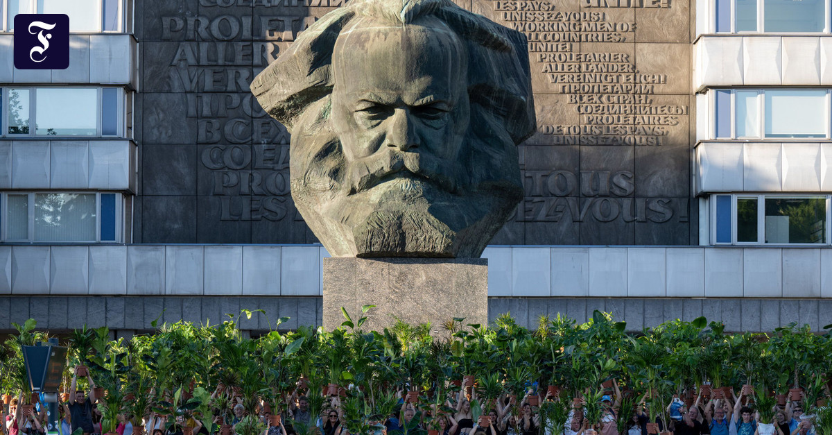 FRAKTUR: Hätte der „Führer“ mit der AfD auf kommunaler Ebene kooperiert?