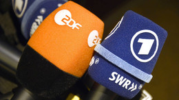 Rundfunk auf der grünen Wiese