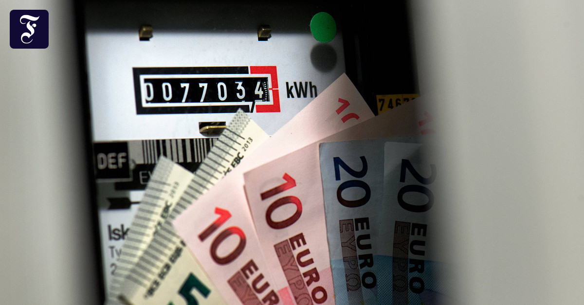 Stromtarifrechner: Geld sparen mit einem neuen Stromanbieter ...