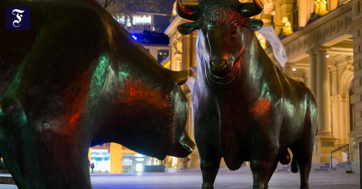 Jubiläum: Börsenskulptur Bulle und Bär wird 30 Jahre alt