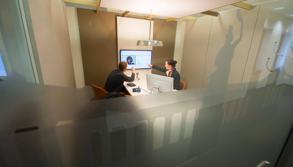 Bild zu: Banken testen Ersatzlösungen für die Filiale vor Ort - Bild 1