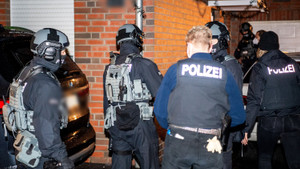 Bundesweite Razzien gegen Schleuserbanden