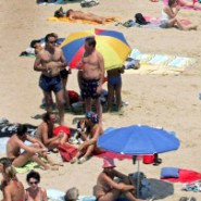 Barcelona Die Nackten Und Die Roten Gesellschaft Faz