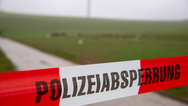 Kleinflugzeug in Ostthüringen nahe Windkraftanlagen abgestürzt Kleinflugzeug in Ostthüringen nahe Windkraftanlagen abgestürzt