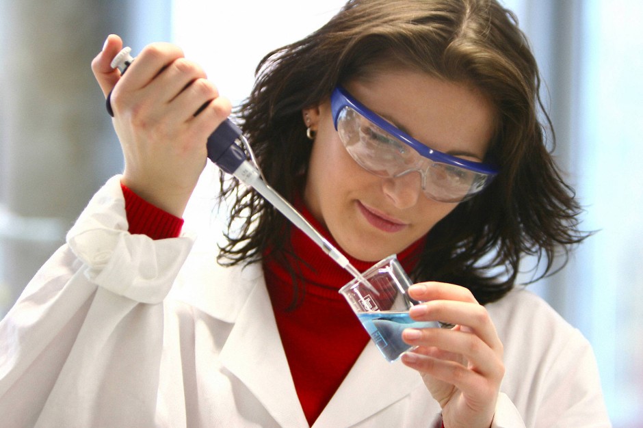 Bild zu: Naturwissenschaftler verdienen in Hessen am meisten - Bild 1 von 1 - FAZ